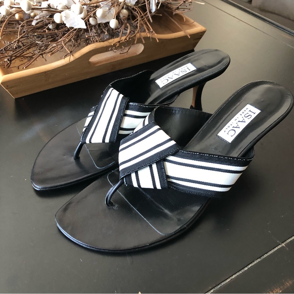 Isaac Kitten Heels